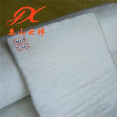 新鄉(xiāng)防裂貼技術(shù)指標(biāo)、價(jià)格及與土工格柵的綜合解析